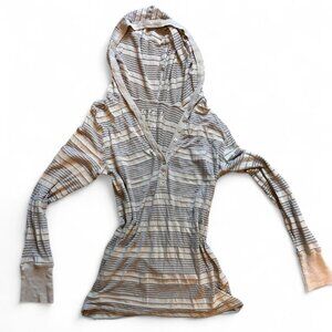 Vintage 2000s Aeropostale Hooded Henley Top